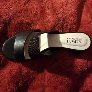 Alfani Women's Eviee Step-n-Flex Slide Sandles